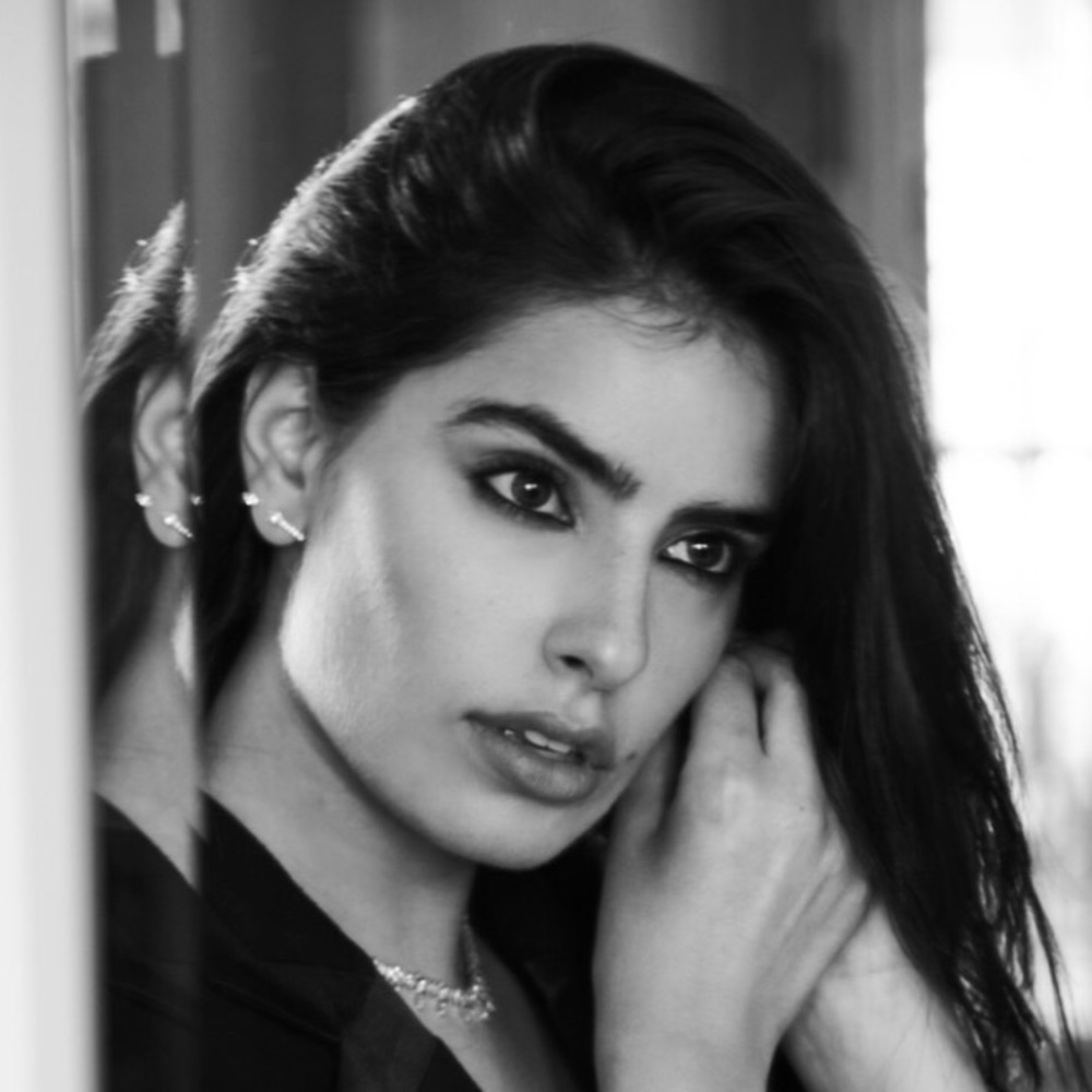 Meet your Posher, Lex